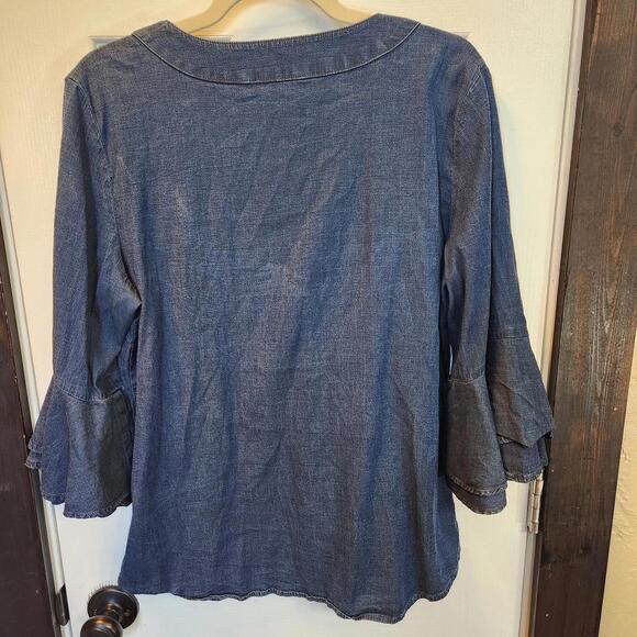 NYGARD Women's Denim Blouse with bell sleeves- Size Medium - Picture 5 of 8